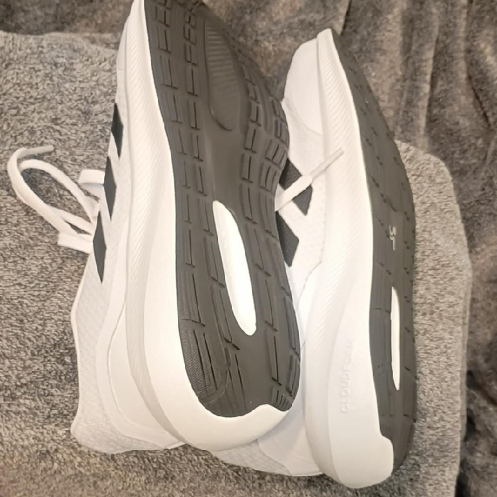 Adidas White Mesh Sneakers with Black Stripes - Picture 4 of 4